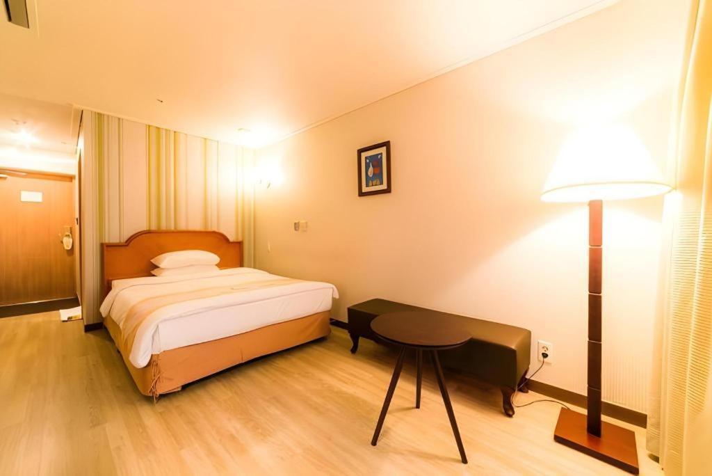 Hotel Homers Busan Exterior photo