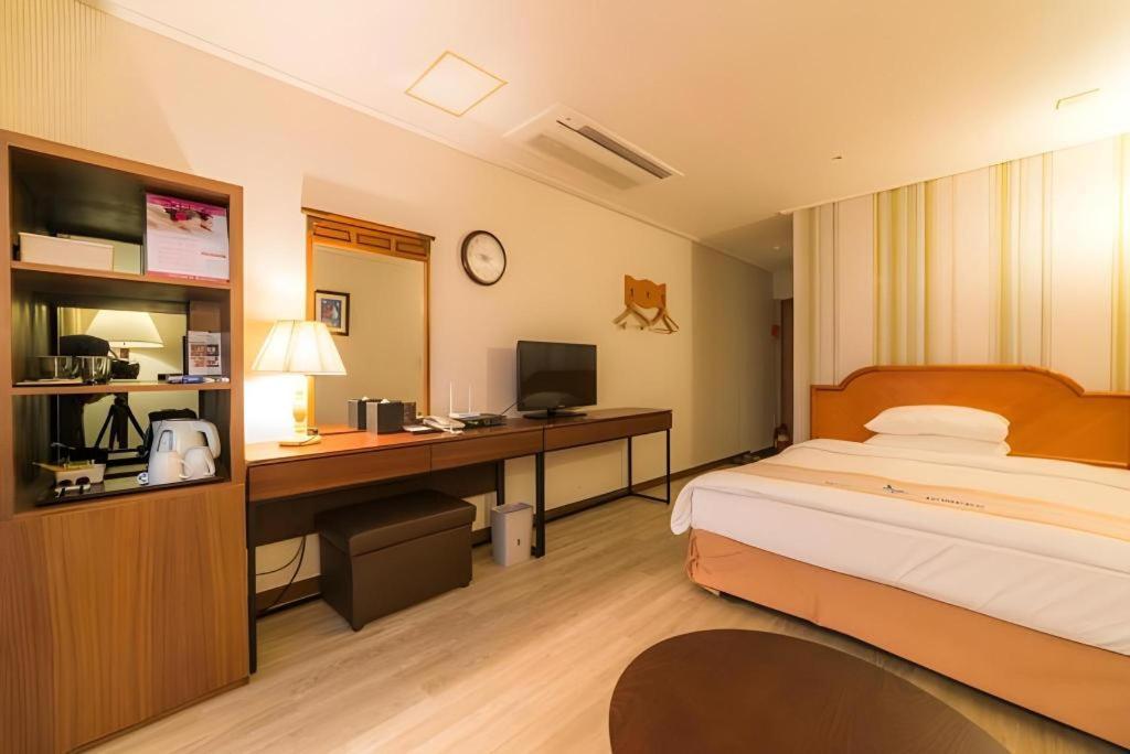 Hotel Homers Busan Exterior photo
